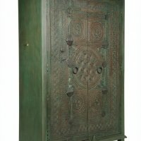 Шкаф Орисса с Антикварными дверьми (Индия)