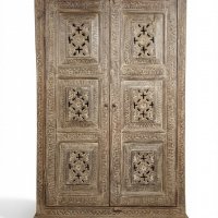 Шкаф Прайя с Антикварными дверьми (Индия)